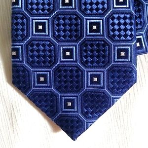 DONALD J. TRUMP SILK TIE